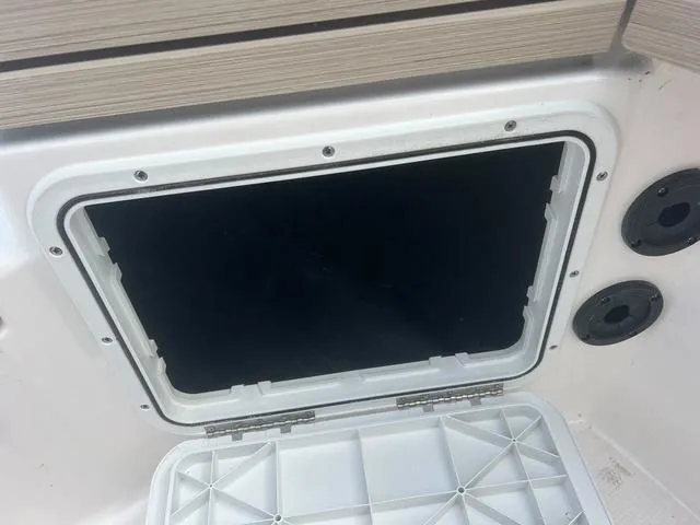 Slide: The Image of Yamaha 190 FSH Sport 2024 - 25