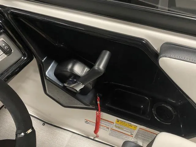 Slide: The Image of Yamaha SX195 2024 - 17