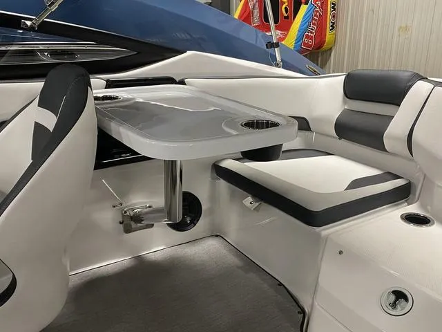 Slide: The Image of Yamaha SX195 2024 - 22