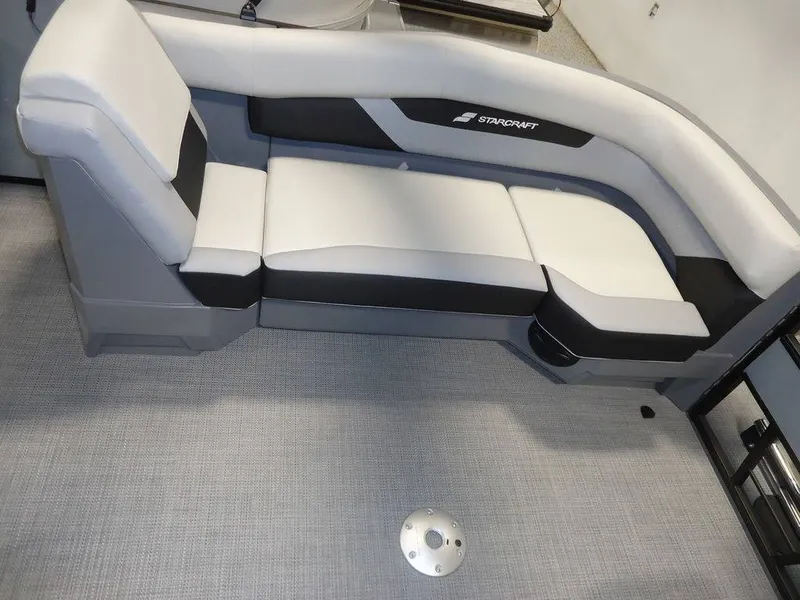 Slide: The Image of Starcraft Marine VX 22 R DH 2026 - 10