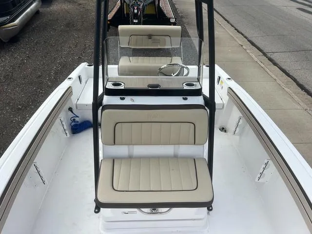 Slide: The Image of Yamaha 190 FSH Sport 2024 - 26