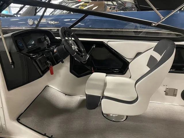 Slide: The Image of Yamaha SX195 2024 - 11