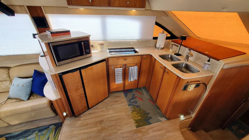 Slide: The Image of Galley and Dinette Port - 14