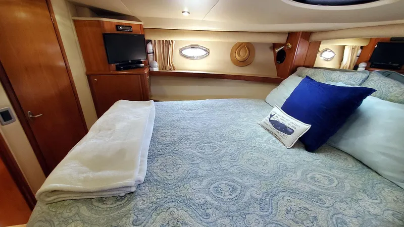 Slide: The Image of Master Stateroom Port - 22