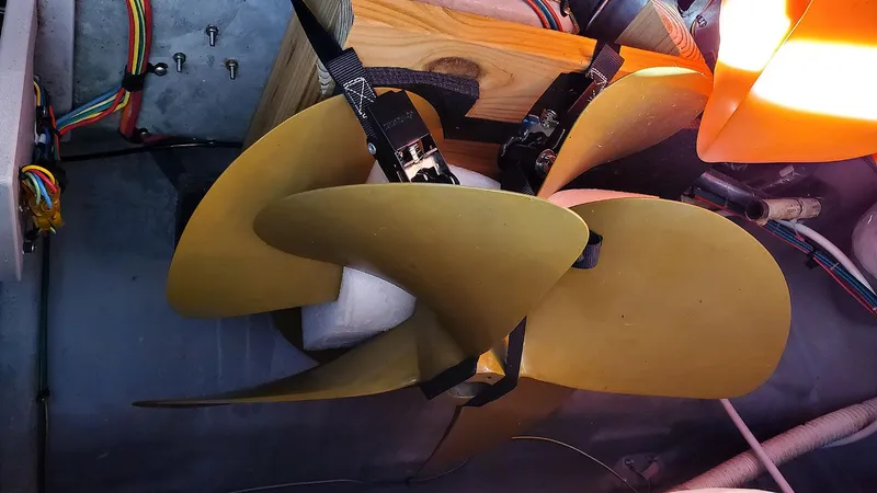 Slide: The Image of Spare Props - 42