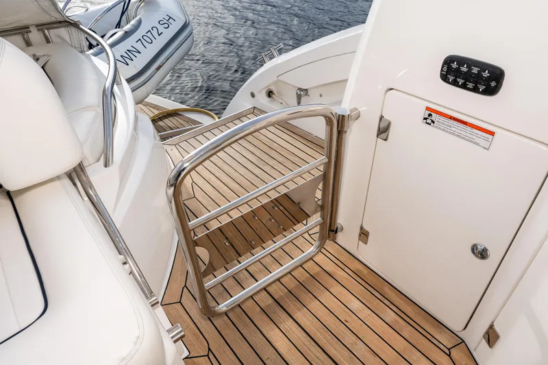 Slide: The Image of Sunseeker Portofino 47 2007 - 70