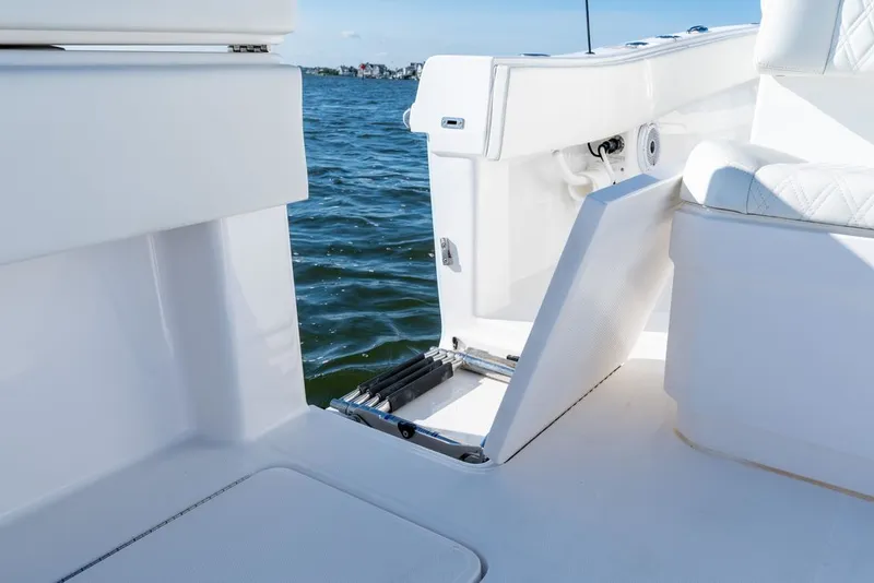 Slide: The Image of Invincible 39 Open Fisherman 2022 - 32