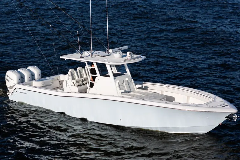 The Image of Invincible 39 Open Fisherman 2022 - 0