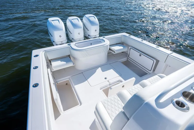 Slide: The Image of Invincible 39 Open Fisherman 2022 - 25