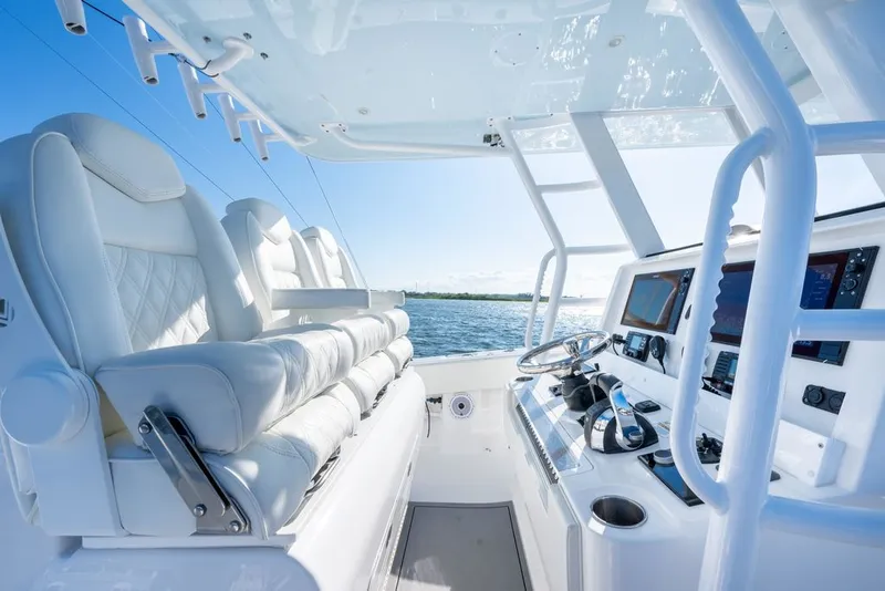 Slide: The Image of Invincible 39 Open Fisherman 2022 - 20