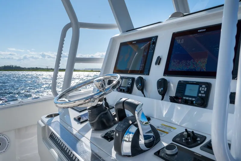 Slide: The Image of Invincible 39 Open Fisherman 2022 - 18
