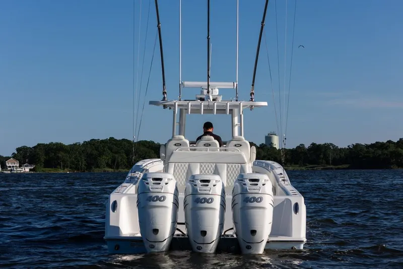Slide: The Image of Invincible 39 Open Fisherman 2022 - 3