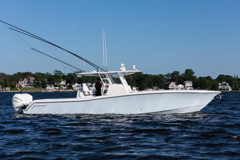 Slide: The Image of Invincible 39 Open Fisherman 2022 - 2