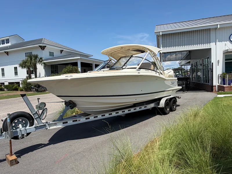 Slide: The Image of Scout 255 DORADO 2024 - 1
