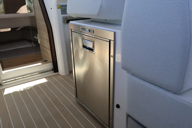 Slide: The Image of Saxdor 400 GTO 2027 - 27