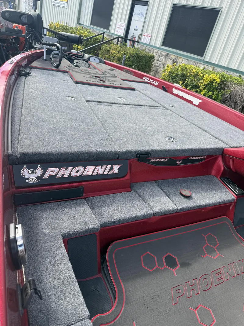 Slide: The Image of Phoenix Boats 721 PRO 2013 - 20