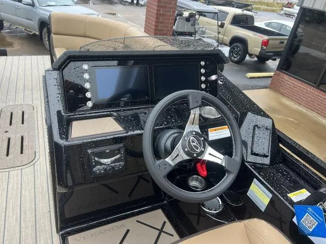 Slide: The Image of Veranda VX22RC Luxury Tri-Toon 2025 - 20