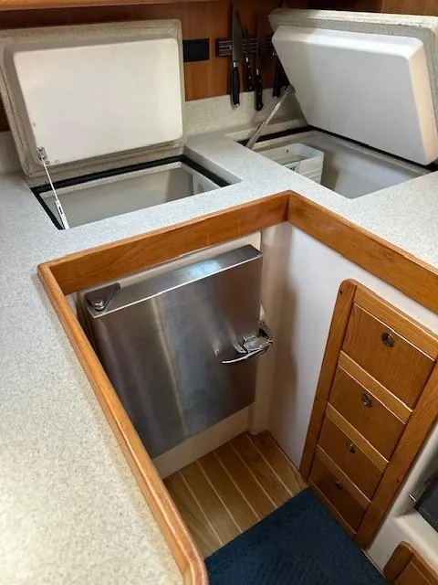 Slide: The Image of FREEZER AND REFRIG - 39