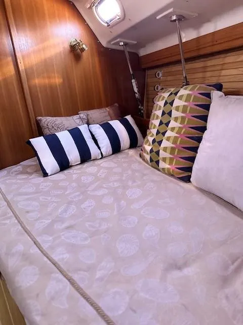 Slide: The Image of FORWARD BUNK - 44