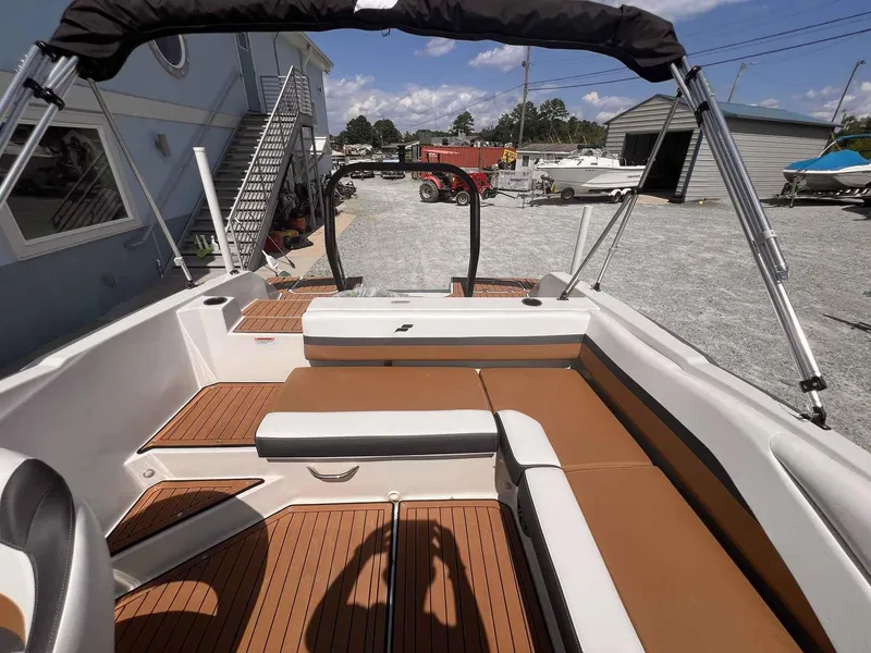 Slide: The Image of Starcraft SVX 211 OB 2024 - 13