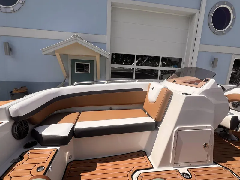 Slide: The Image of Starcraft SVX 211 OB 2024 - 5