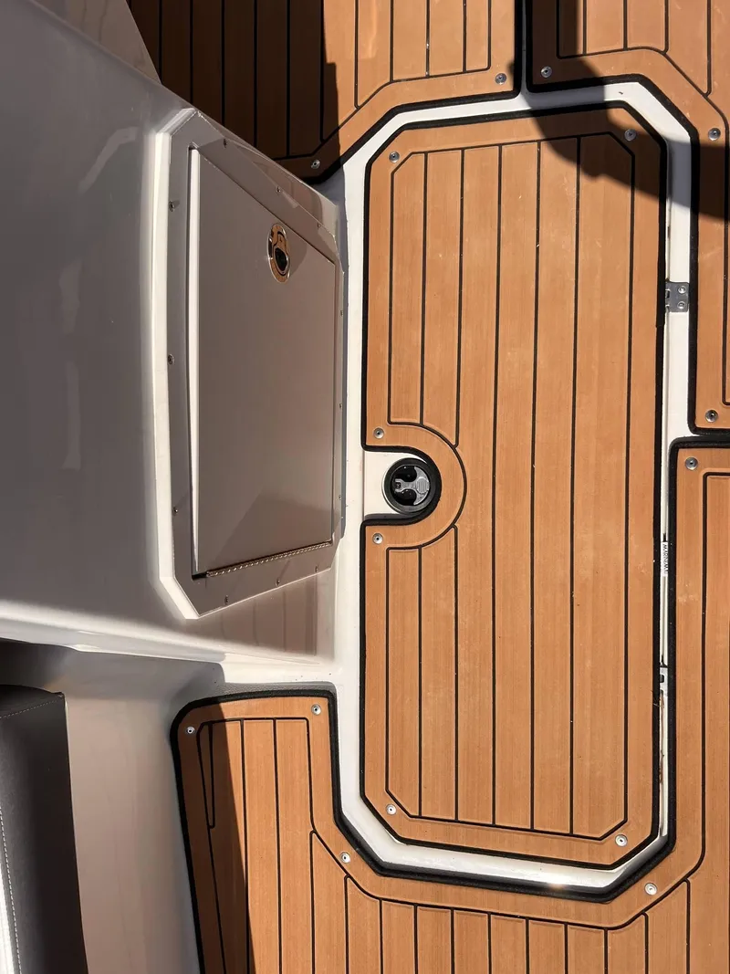 Slide: The Image of Starcraft SVX 211 OB 2024 - 9