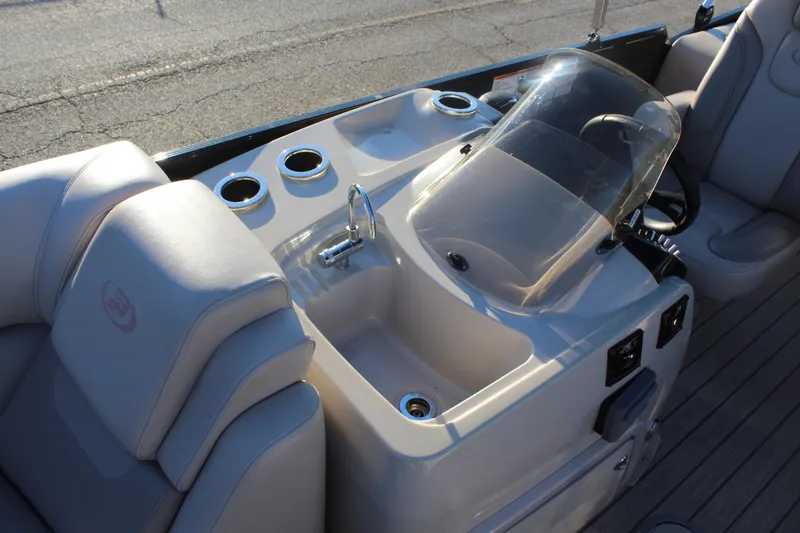 Slide: The Image of Princecraft Quorum 25 RL 2020 - 13