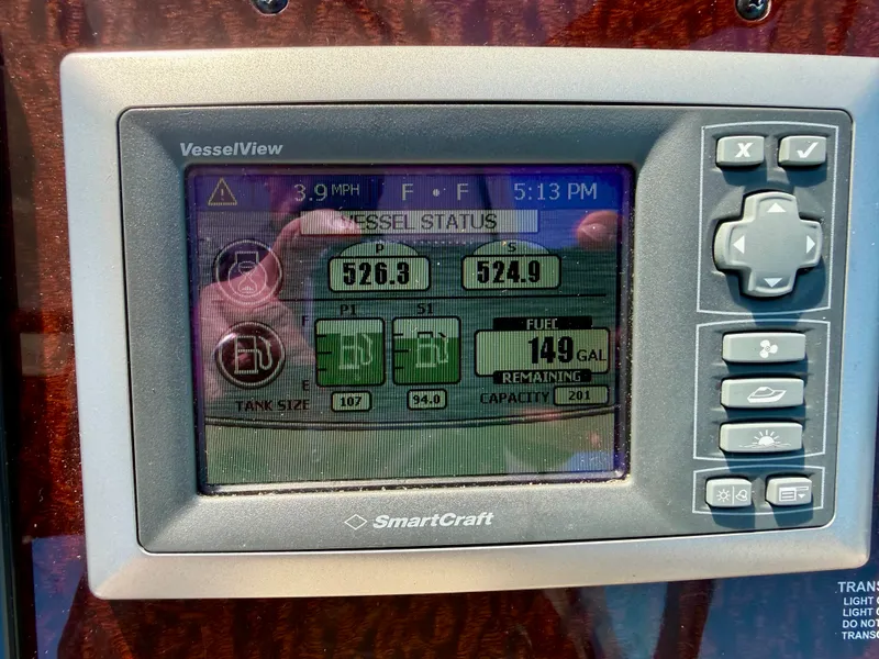 Slide: The Image of Sea Ray 310 SUNDANCER 2009 - 19