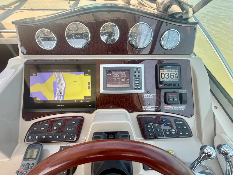 Slide: The Image of Sea Ray 310 SUNDANCER 2009 - 10