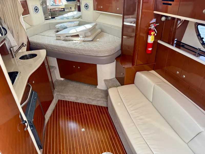 Slide: The Image of Sea Ray 310 SUNDANCER 2009 - 16