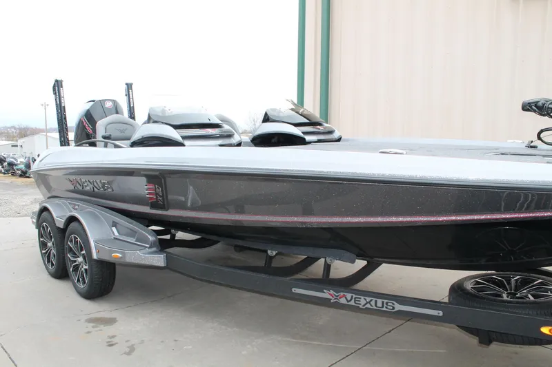 Slide: The Image of Vexus VX20 2024 - 16