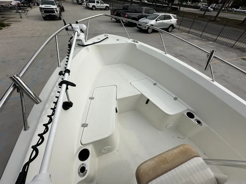 Slide: The Image of Sail Fish 218 CC 2005 - 4