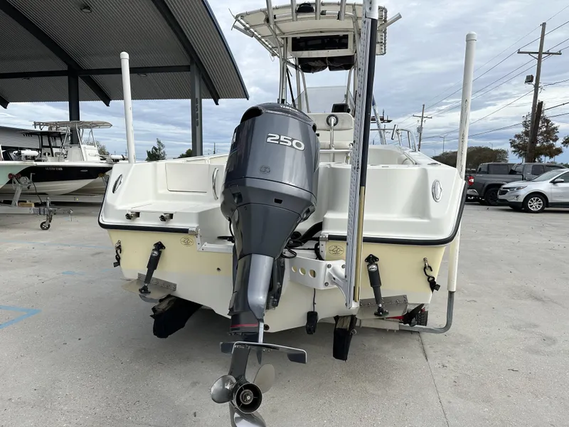 Slide: The Image of Sail Fish 218 CC 2005 - 8