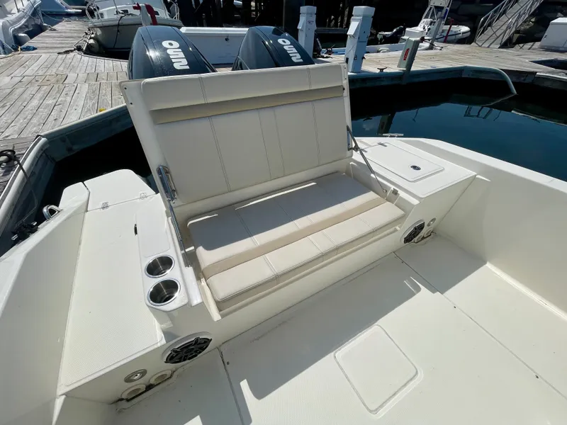 Slide: The Image of Boston Whaler 280 DAUNTLESS 2023 - 7