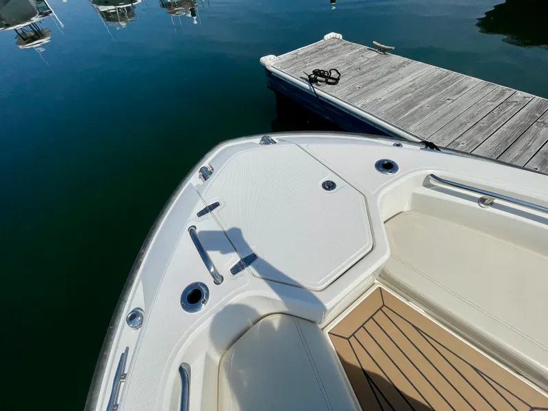 Slide: The Image of Boston Whaler 280 DAUNTLESS 2023 - 22