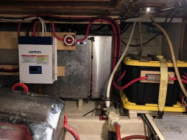 Slide: The Image of Kha Shing 40 Sundeck 1988 - 51