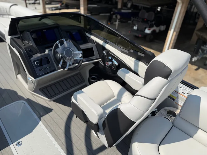 Slide: The Image of Avalon Excalibur Elite Windshield 27' - 400HP Mercury Racing! 2022 - 6