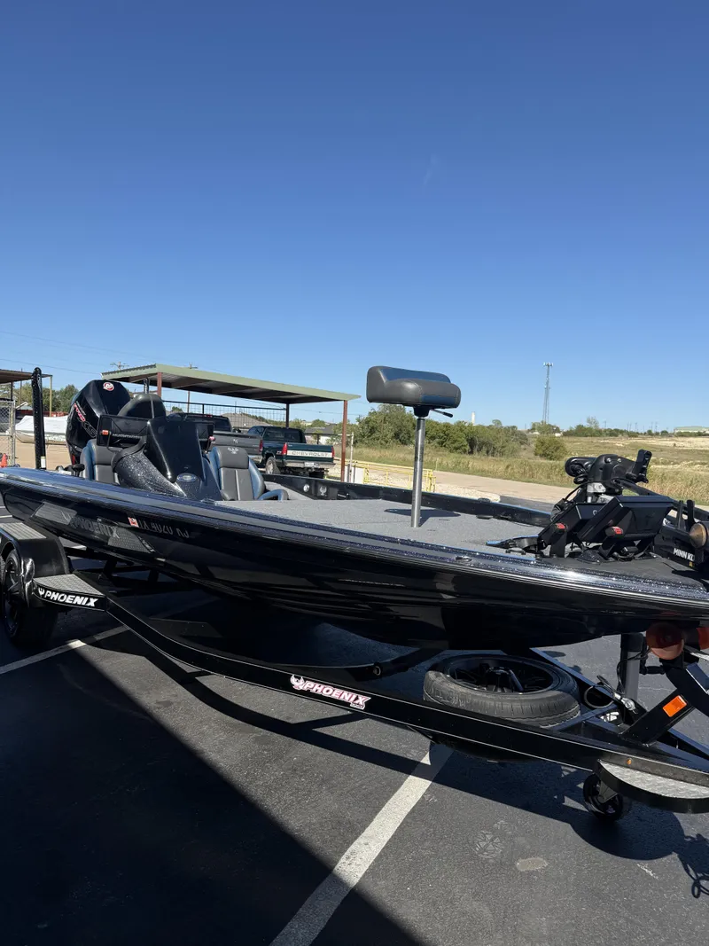 Slide: The Image of Phoenix Boats 921 ELITE 2021 - 31