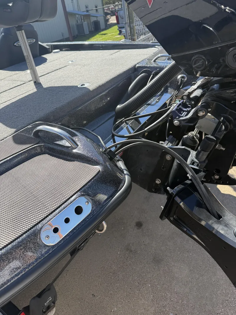 Slide: The Image of Phoenix Boats 921 ELITE 2021 - 18