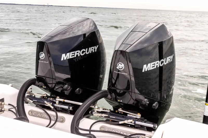 Slide: The Image of Caymas 28 HB Center Console 2022 - 65