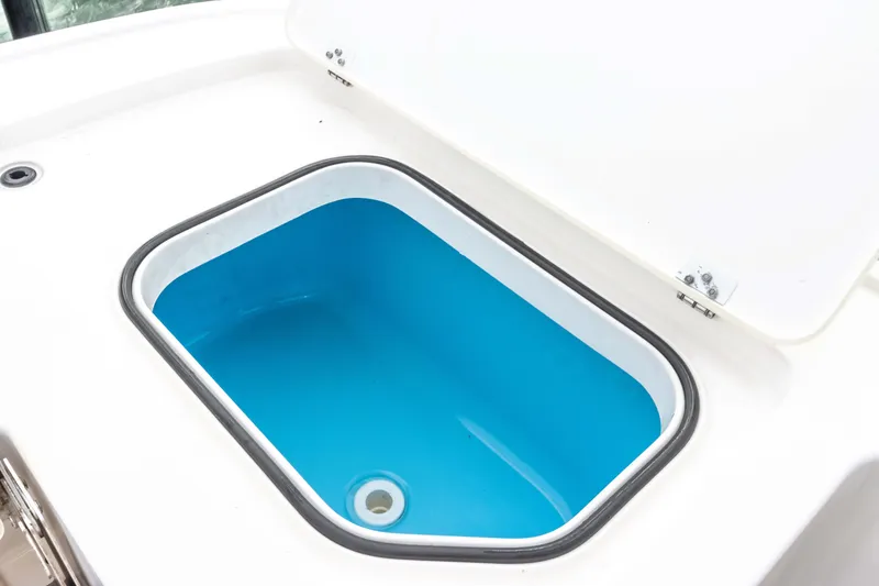 Slide: The Image of Caymas 28 HB Center Console 2022 - 67