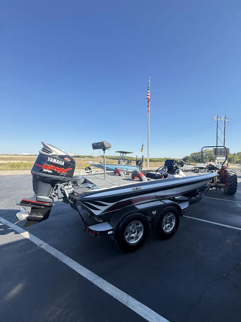 Slide: The Image of Phoenix Boats 618 PRO 2013 - 33