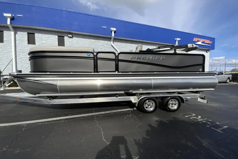 Slide: The Image of Premier 210 Sunsation 2024 - 0