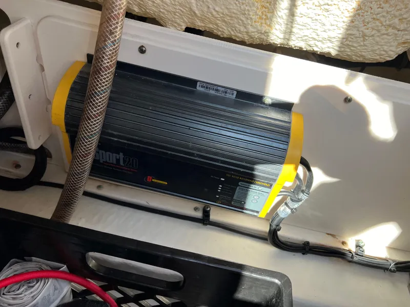 Slide: The Image of Yamaha display on 2018 Robalo 246 Cayman showing speed, fuel, and engine metrics. - 22