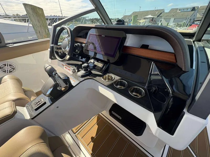 Slide: The Image of Monterey 30 ELITE 2026 - 1