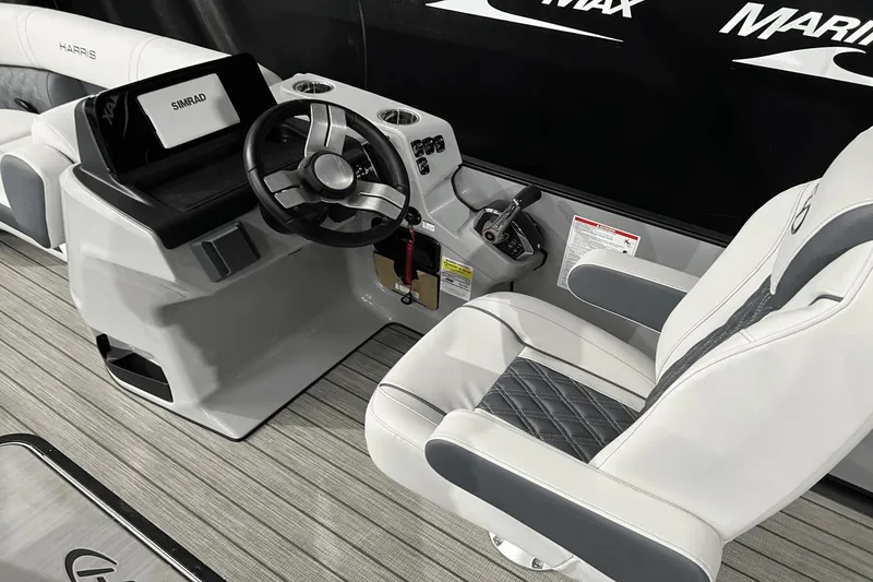 Slide: The Image of Harris Sunliner 230 Sport 2024 - 9