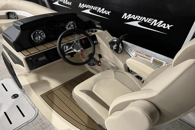 Slide: The Image of Premier 230 Sunsation 2024 - 9
