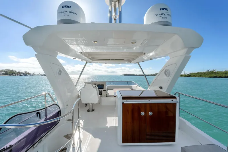 Slide: The Image of Azimut 50 Flybridge 2017 - 12