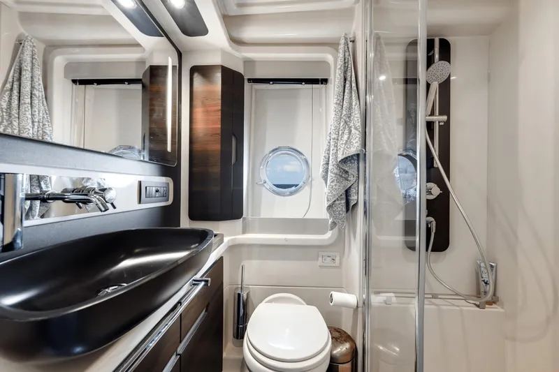 Slide: The Image of Azimut 50 Flybridge 2017 - 31