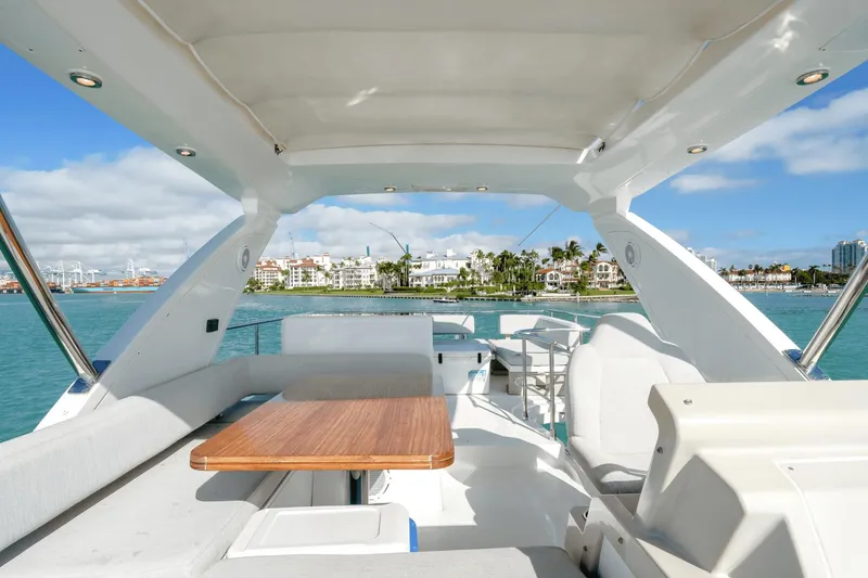 Slide: The Image of Azimut 50 Flybridge 2017 - 6